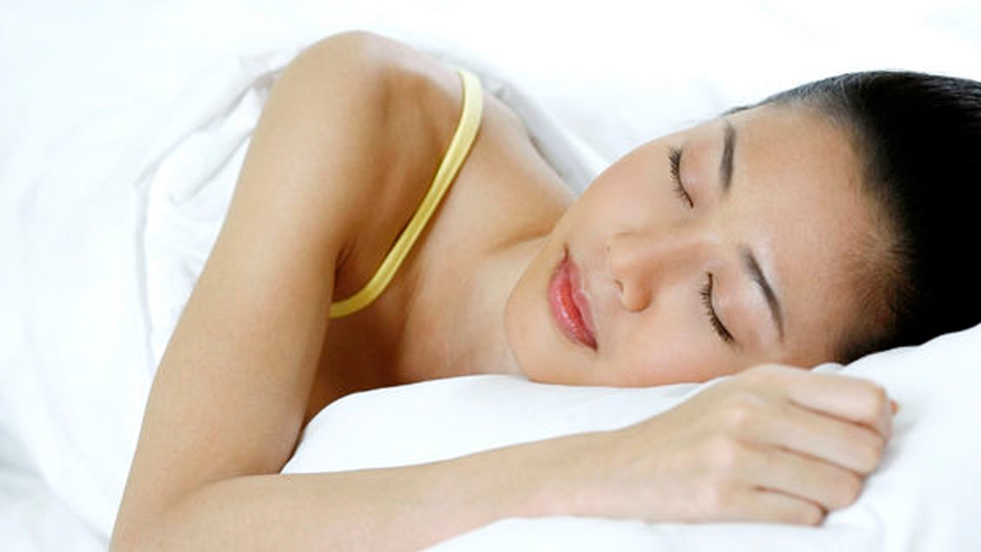 Side Sleeping Guide: How to Best Sleep on Your Side